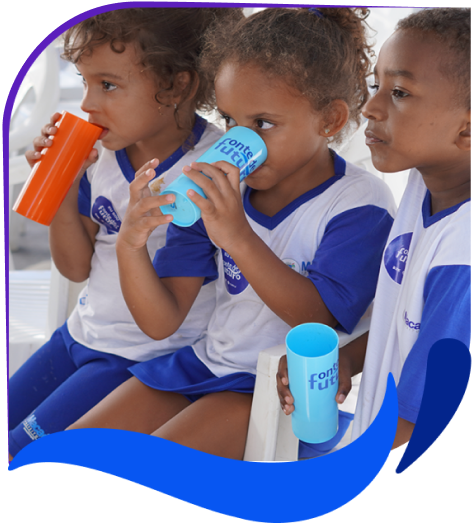 Levamos água potável e educação ambiental para escolas